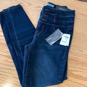 Refuge jeans